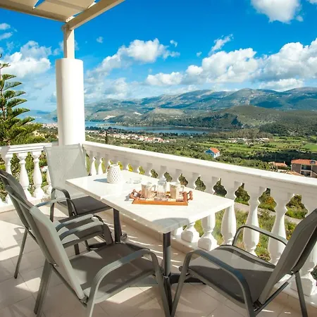 Nikos Spacious And Panoramic