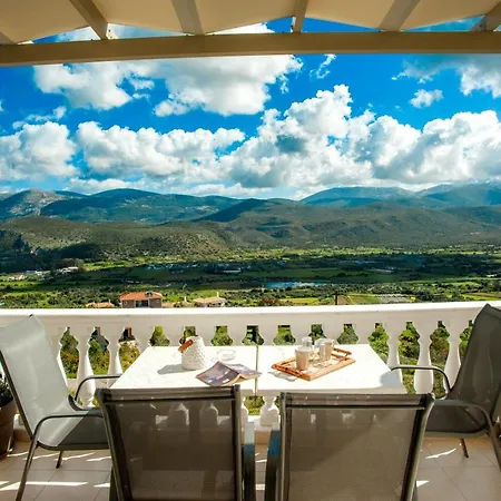 Nikos Spacious And Panoramic